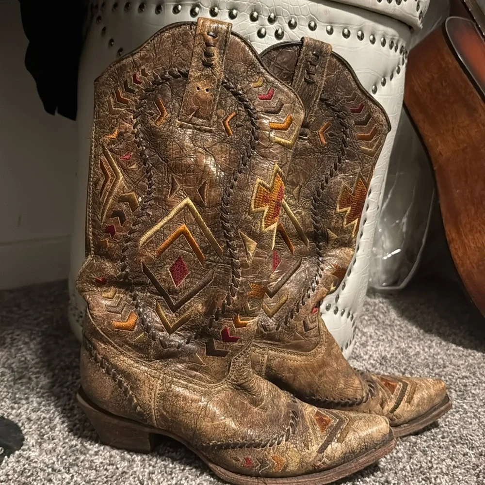 Corral size 7 western embroidered leather boots - Picture 1 of 1